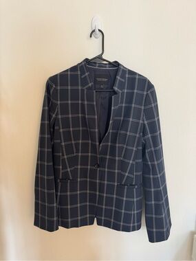 Banana Republic Navy and white Windowpane Blazer in Size 6